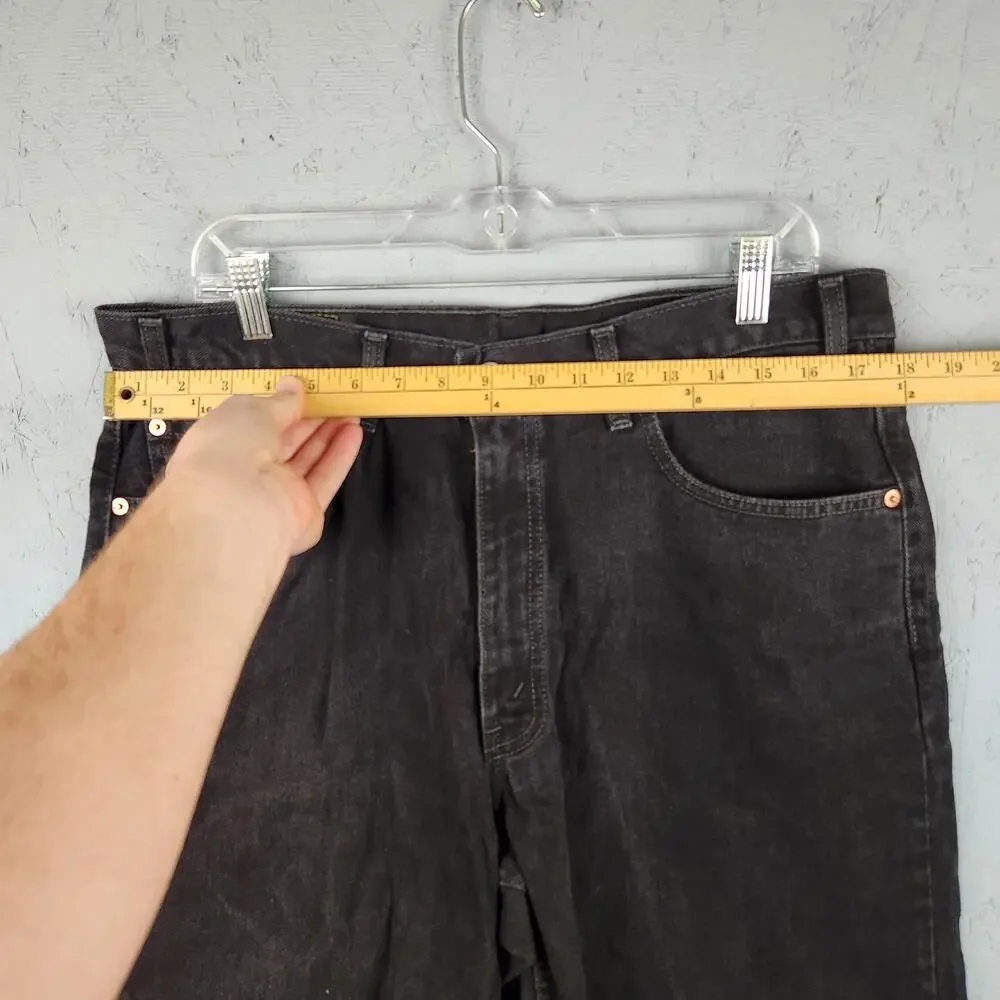 Levis measurements photos